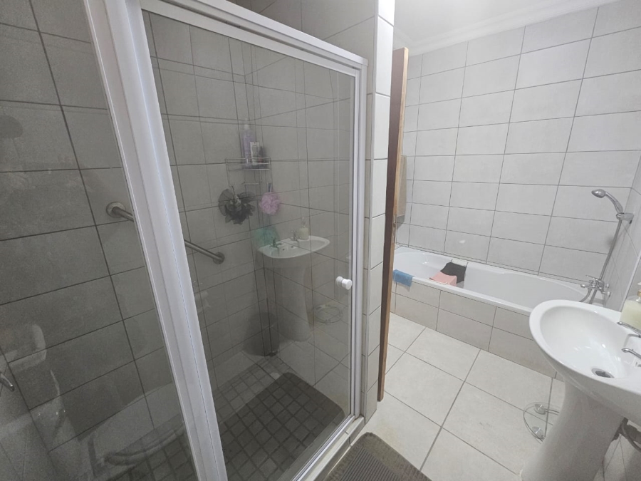 4 Bedroom Property for Sale in Riversdale Rural Western Cape